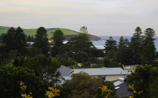 THE WERRI SHACK Werri Beach Gerringong 4pm check out Sundays