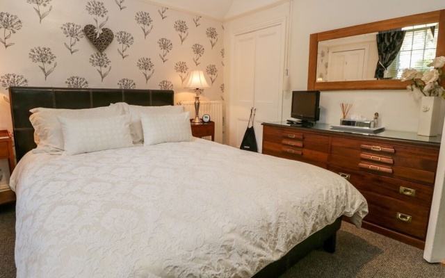 The Bolt Hole