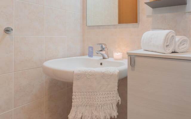 Blue Bliss Apartment