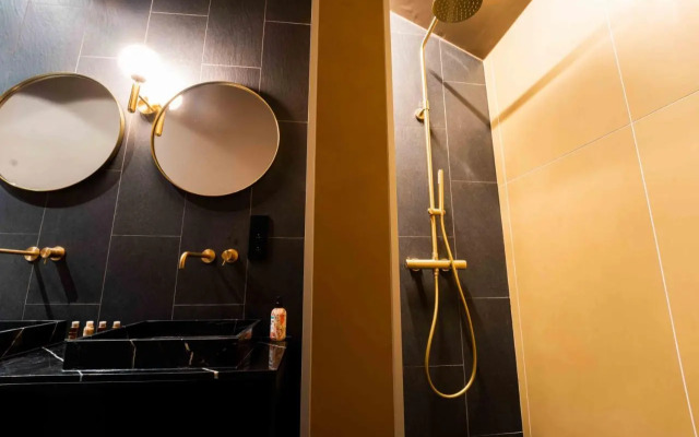 Luxury Penthouse & Terrace - Mons City Center