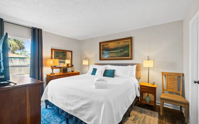 Beachy Bonanza by Book That Condo