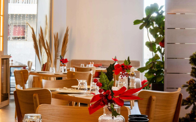 Lato Boutique Hotel