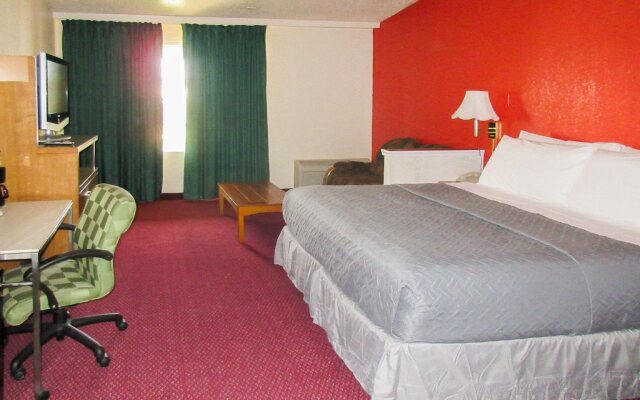 Rodeway Inn & Suites