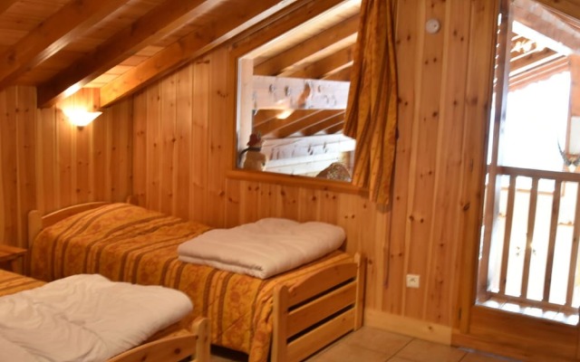 Beautiful Chalet in the Nice Village Centre, on the South