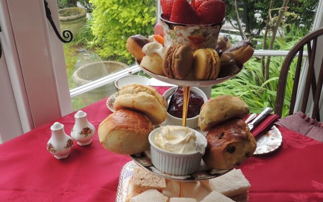 Orchard House Hotel