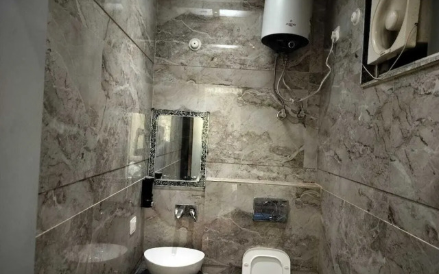 Shri Balaji Dham Hotel