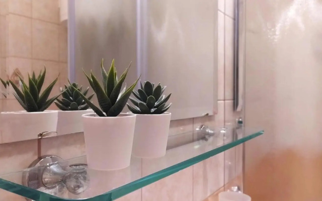 Garden apartment with a View