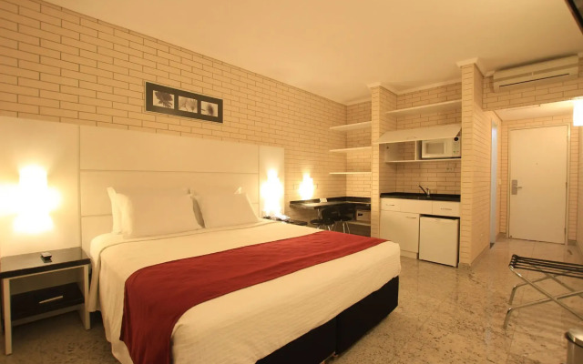Hotel Confiance Prime Batel