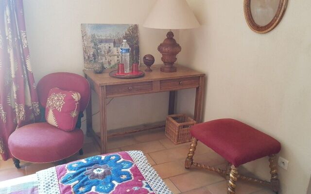 Mas du Caroubier Maison d'Hotes