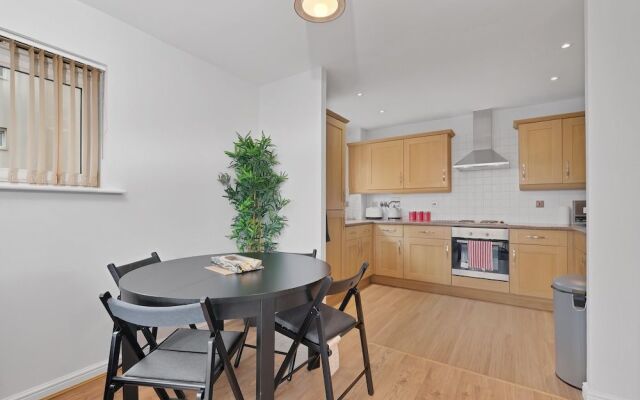 Parkhouse Serviced Apartment Hatfield