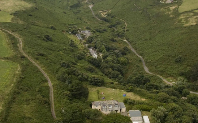 YHA Lands End Hostel