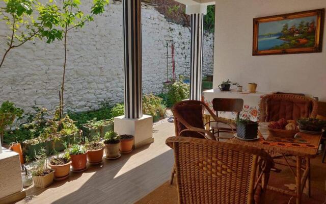 Private room historic center Elbasan