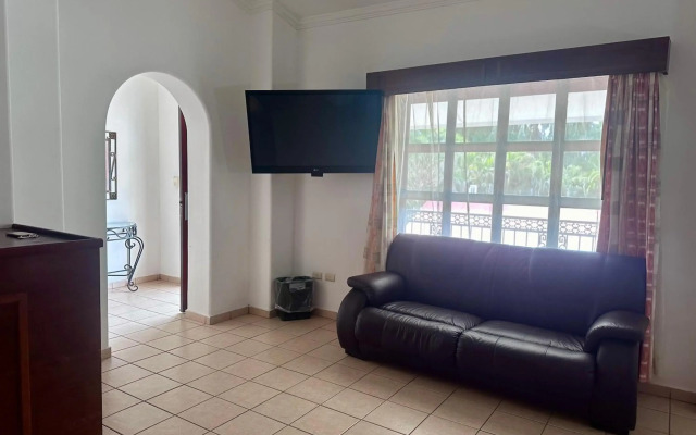 InHouse Select Hacienda Tres Rios