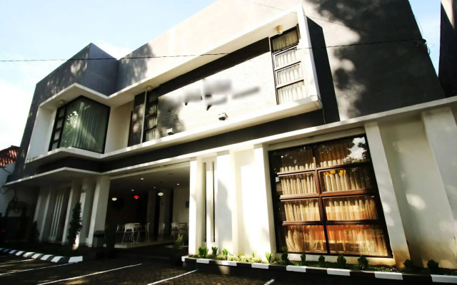 ZEN Rooms Mundinglaya Dago