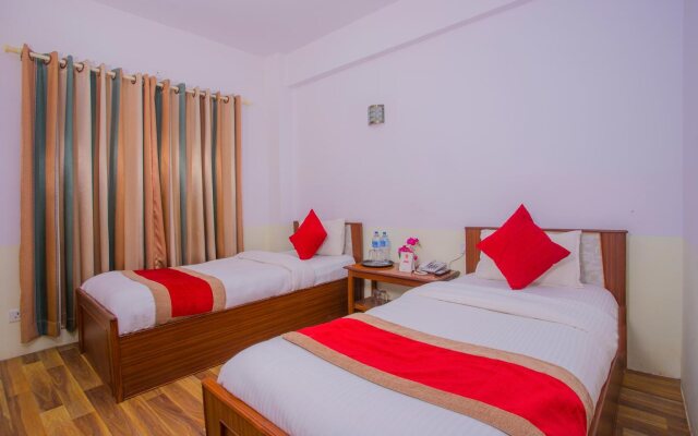 OYO 255 White Zambala Hotel