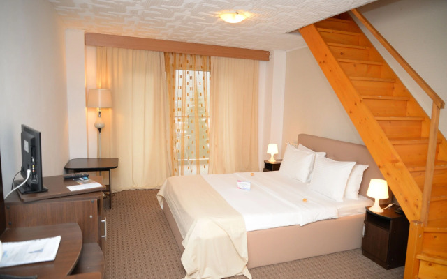 Atrium Mountain View