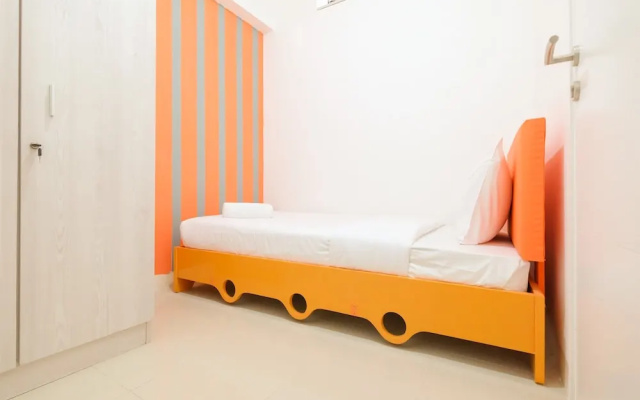 Brand New and Minimalist Bassura City Apartment near Bassura Mall – Guest Rooms – Jakarta