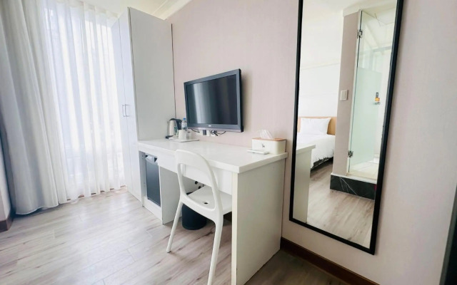 Red Residence Hotel Kaohsiung