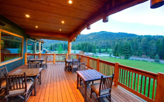 Rainbow Ranch Lodge