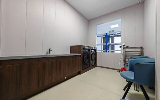 Homeinn Fairyland Shangpin Hotel (Heihe Central Pedestrian Street)