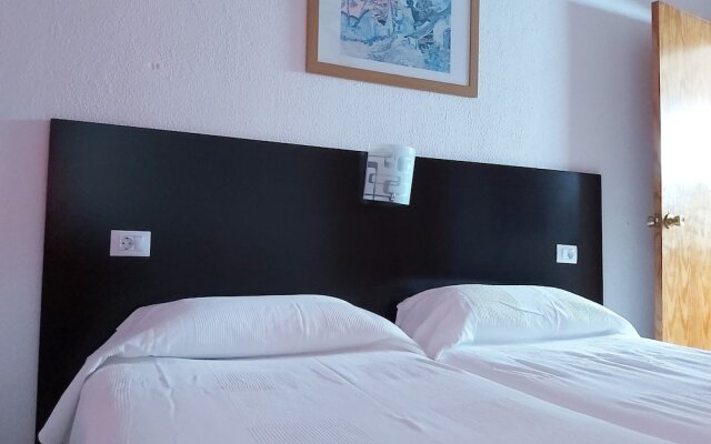 Flipper Top Suites