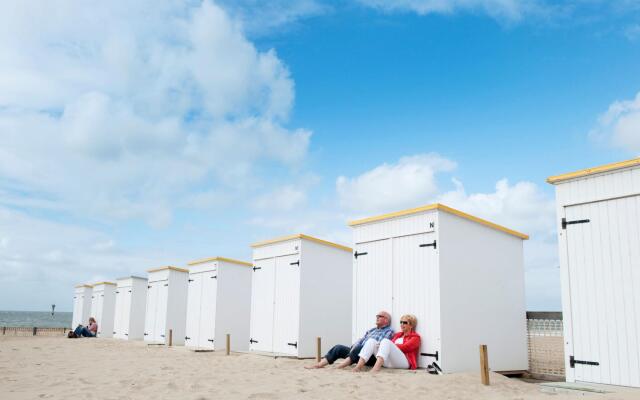 Modern Lodge With 2 Bathrooms, The Beach At 500 M