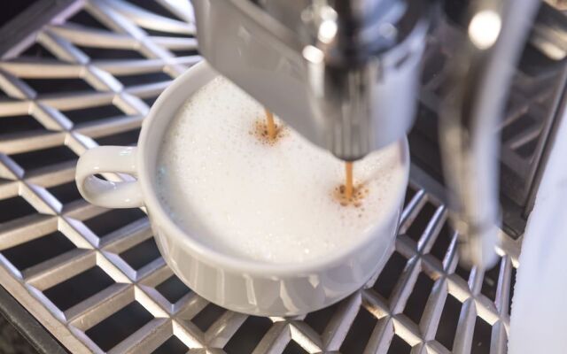 Martina Breakfast Lodge