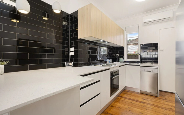 Adamstown Short Stay Apartments