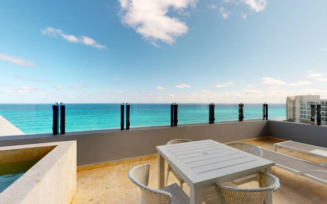 Park Royal Beach Cancún - All Inclusive