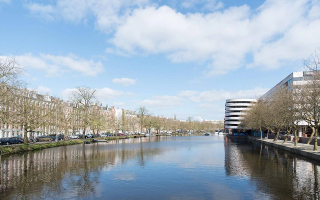 Nassau Canal Apartments