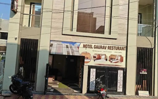 Gaurav Hotel And Restaurant
