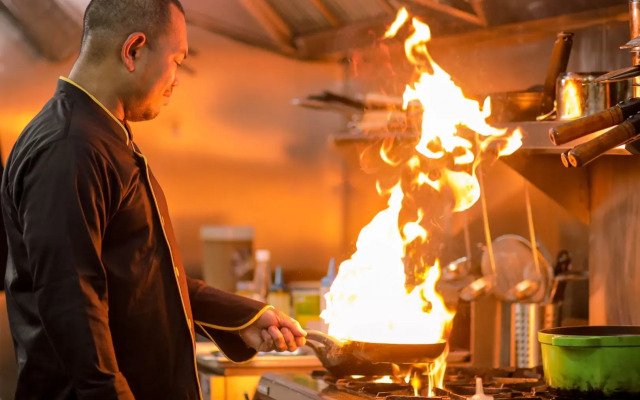 The Henry Hotel Roost Bacolod