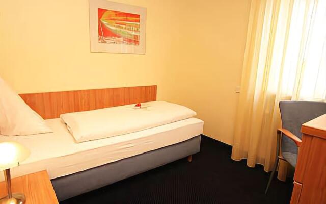 Hotel Zeppelin