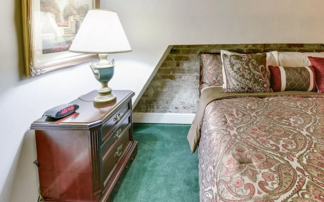 Plaza Suites Downtown New Orleans