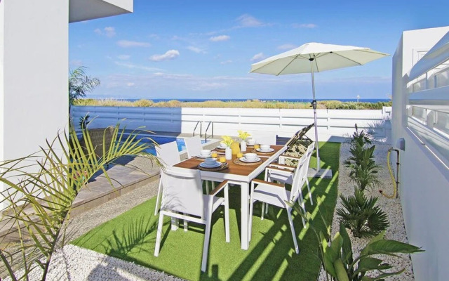 Austin Paralimni in Paralimni