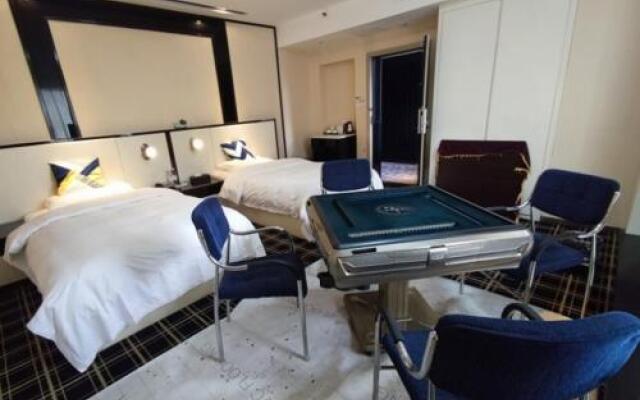 GreenTree Alliance Hotel Guiyang Huaguo Community Twin Towers Hotel