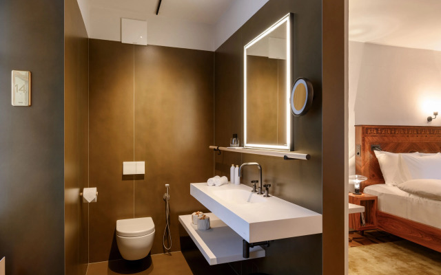 Zlata Ladjica Boutique Hotel