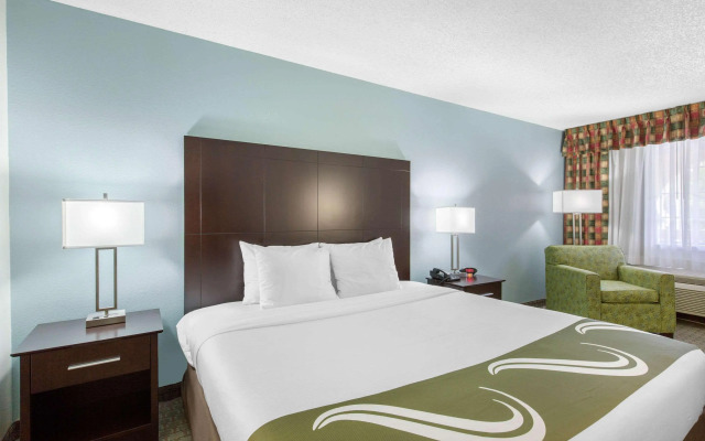 Quality Inn Clute Freeport