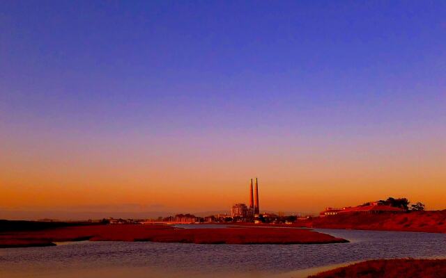 Captain's Inn at Moss Landing