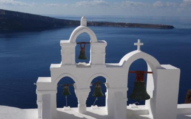 Top Oia