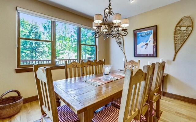 Highland Greens Comfort 3 Bedroom Townhouse by RedAwning