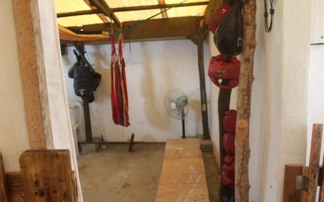 Maraño's Hometel