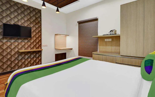 Treebo Elite Heritage