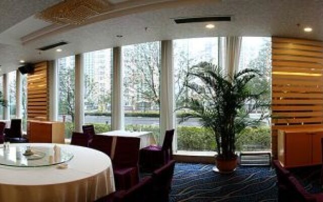 voco Lianyungang Haizhou Bay by IHG