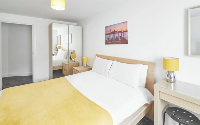 Host   Stay   Apartment 5  Skinningrove