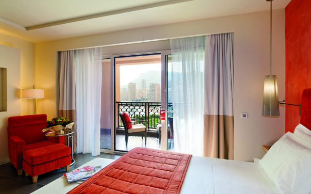 Monte-Carlo Bay Hotel & Resort