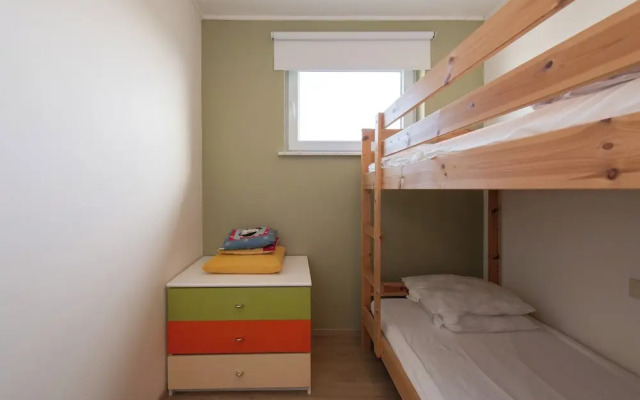 Spacious Apartment With Terrace