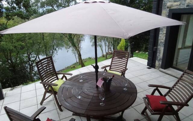 Coill Maher Lake House