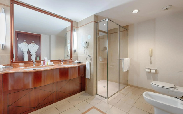 Evergreen Laurel Hotel