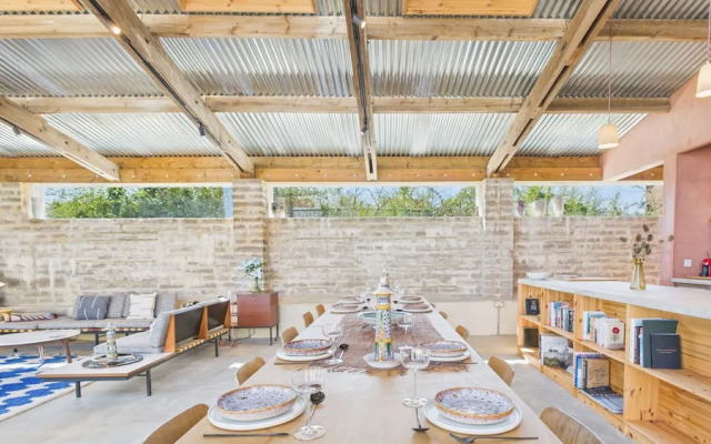 South Barns a Spacious Barn Conversion Near Cowes